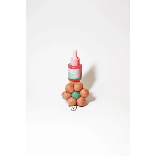 Grace and James | Bloom Collection | White Peach &amp; Lily - Felt Air Freshener