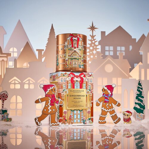 Glasshouse Fragrances Gingerbread House – Festive Spiced Biscuit 380g Triple Scented Soy Candle