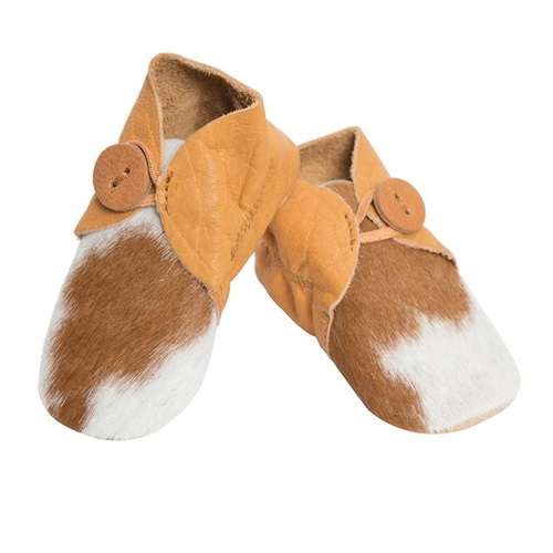 THE DESIGN EDGE |  Hairon Baby Booties Cowhide 
